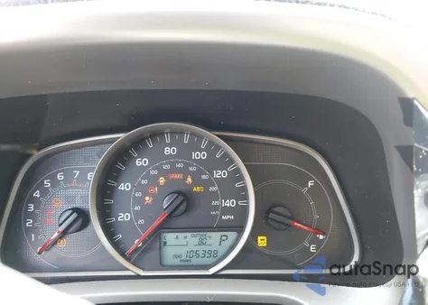 2014 Toyota Rav4 Xle z USA, uszkodzony, nr VIN 2T3WFREV7EW092499